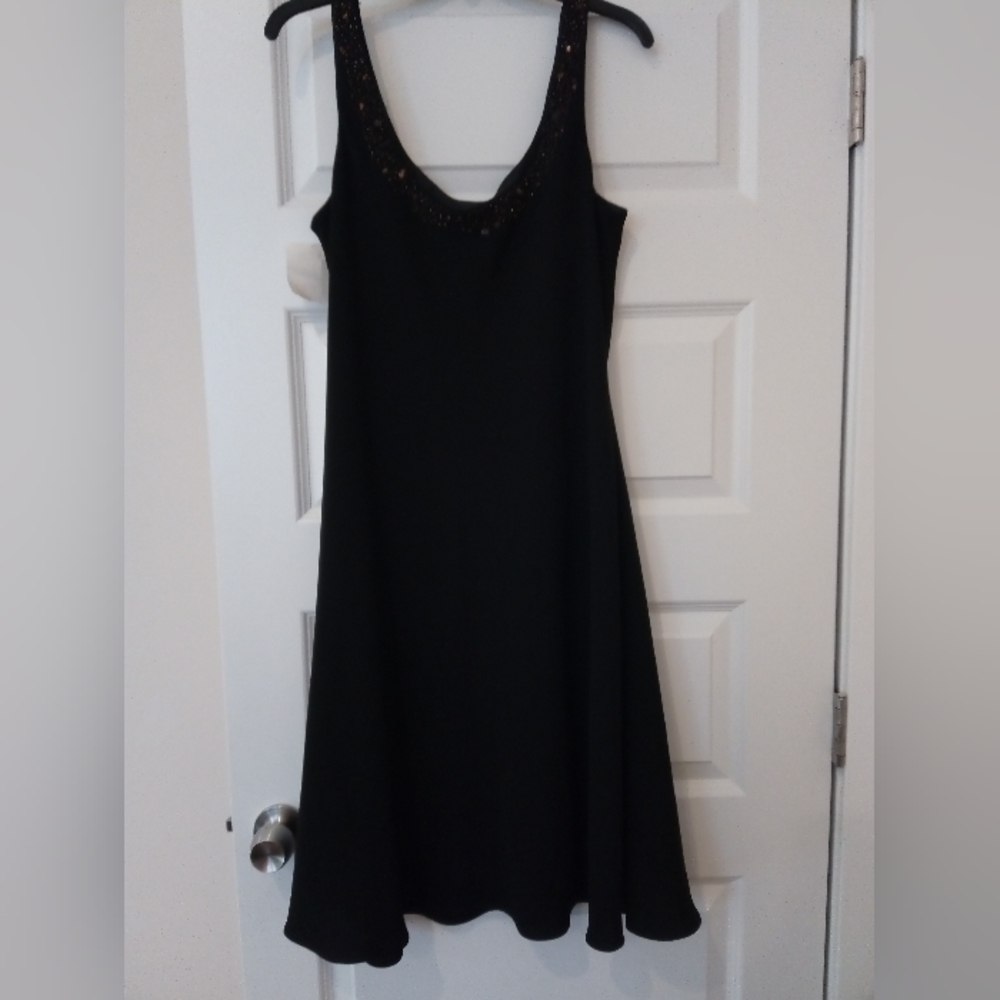 NEW Jones New York Black beaded dress size 14 NWT